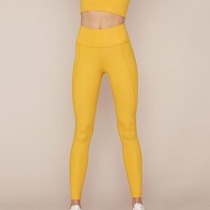 Citrine Compressive High-rise leggings